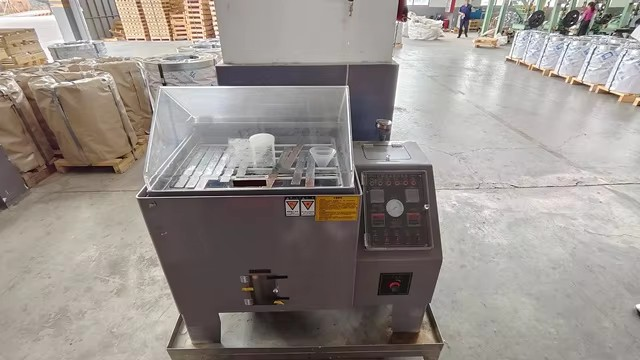 塩水噴霧防錆試験機