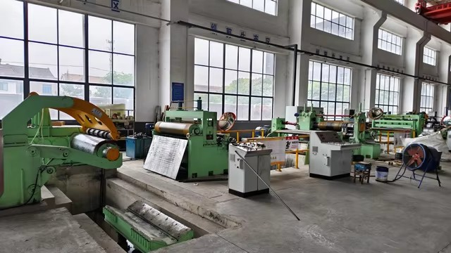 スリッティングローラー